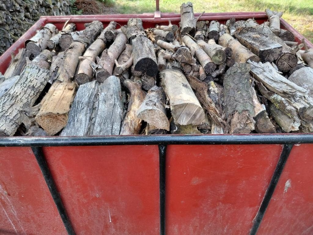 bois de chauffage, 3 à 6 m³, Enlèvement, Autres essences de bois, Bûches