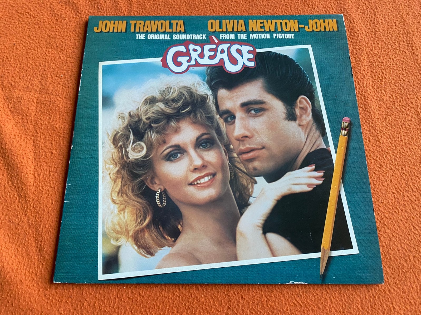Grease, Enlèvement, Comme neuf
