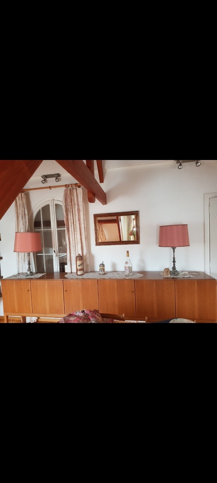 Vintage notelare eetplaats, Huis en Inrichting, Ophalen
