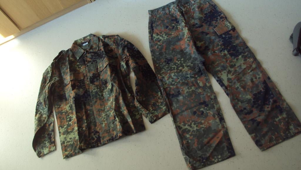 ABL lot hemd en broek speciale camouflage, Verzamelen, Ophalen of Verzenden, Luchtmacht