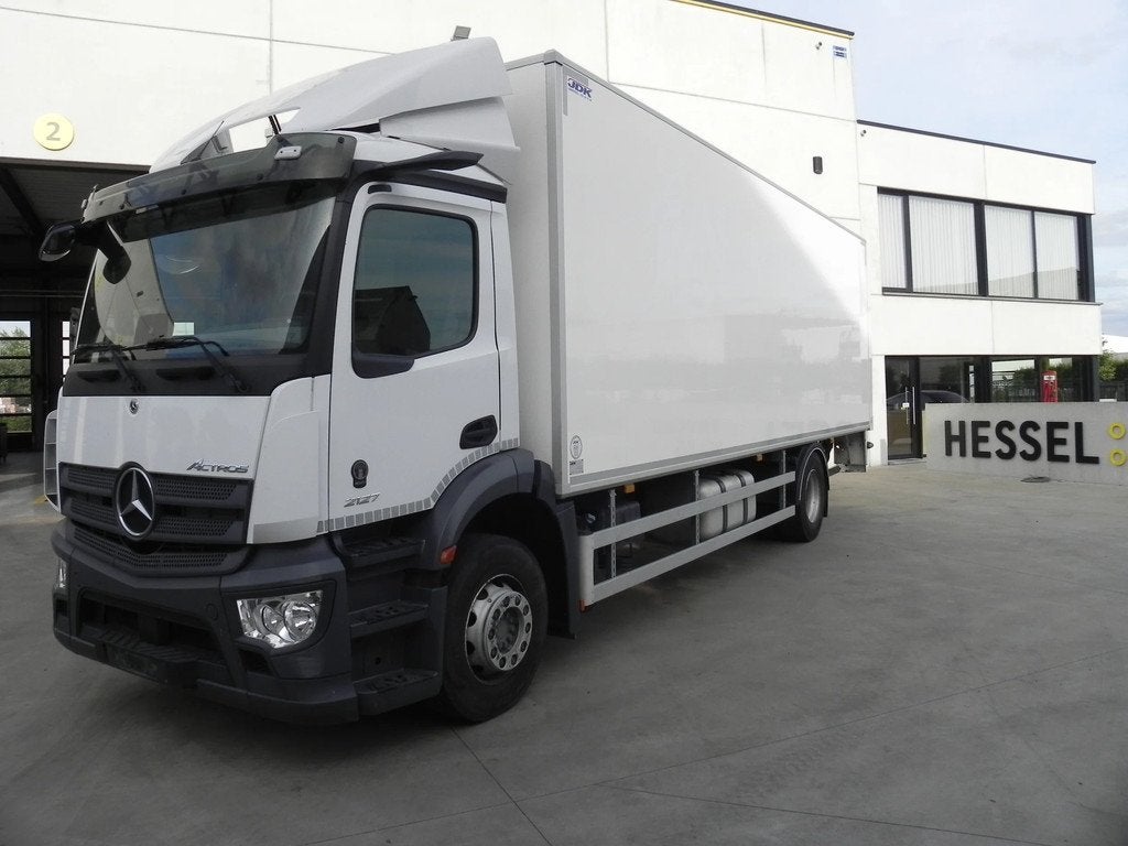 Mercedes-Benz Actros 1927 gesloten kast met laadklep 2 Ton, Auto's, Euro 6, Wit, Mercedes-Benz, Diesel