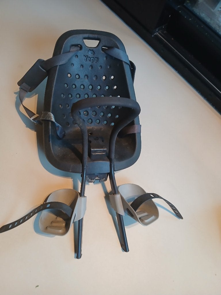 Thule Yepp mini, Fietsen en Brommers, Ophalen, Yepp (Thule), Gebruikt, Voetsteuntjes