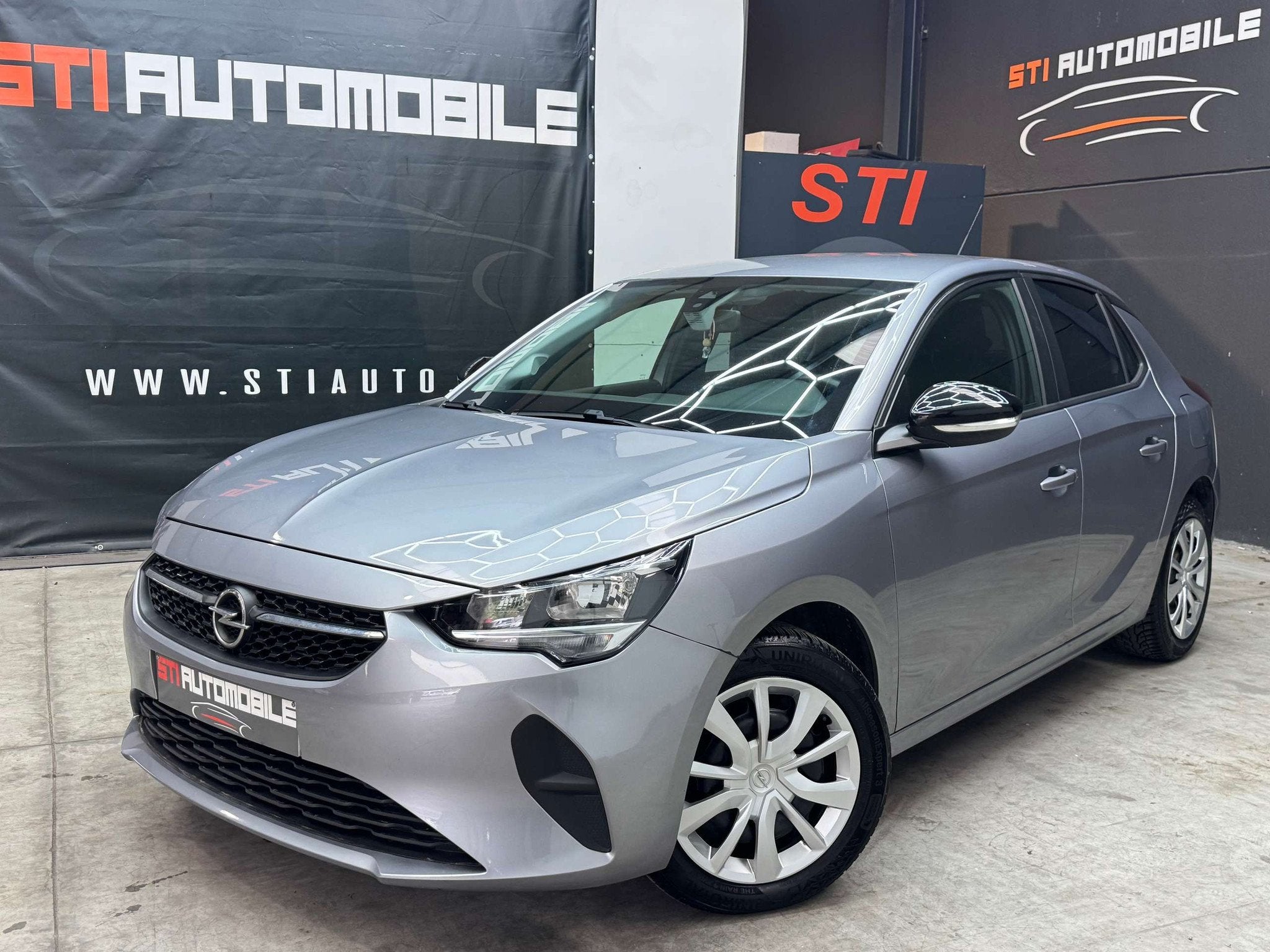 Opel Corsa *GARANTIE 12 MOIS * (bj 2020), Auto's, Opel, Stof, Gebruikt, 1199 cc, Bedrijf