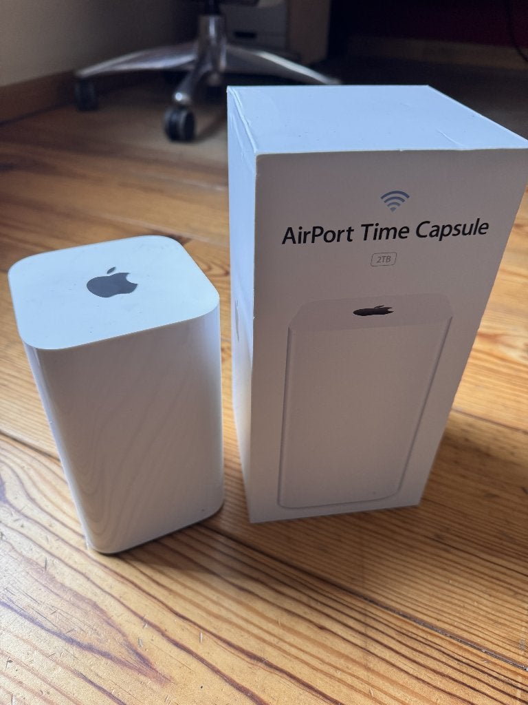 Apple AirPort Time Capsule 2To | Router | Backup 2TB, Informatique & Logiciels, Routeurs & Modems, Enlèvement ou Envoi, Utilisé