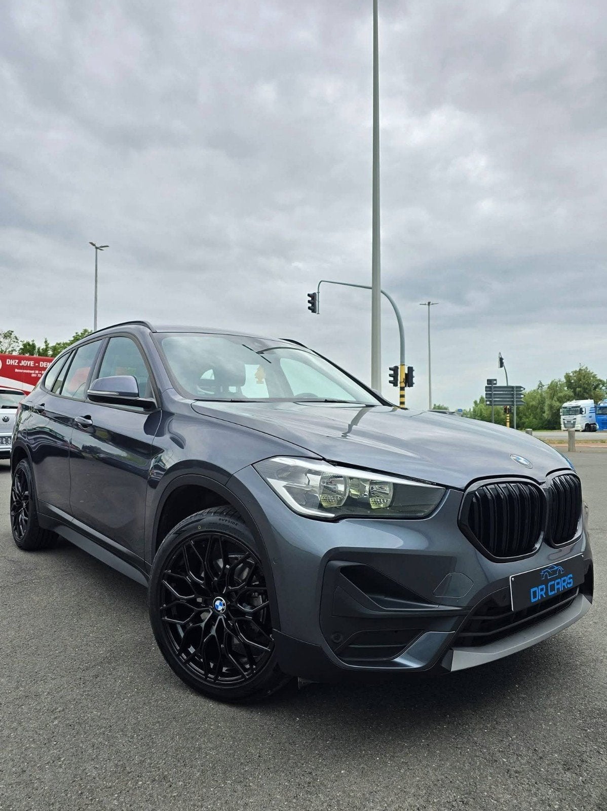 BMW X1 S-DRIVE 18IA-136PK-NAVI PRO-CAMERA-PDC-CRUIS-LED, Auto's, Euro 6, Bedrijf, 5 zetels, Dealer onderhouden
