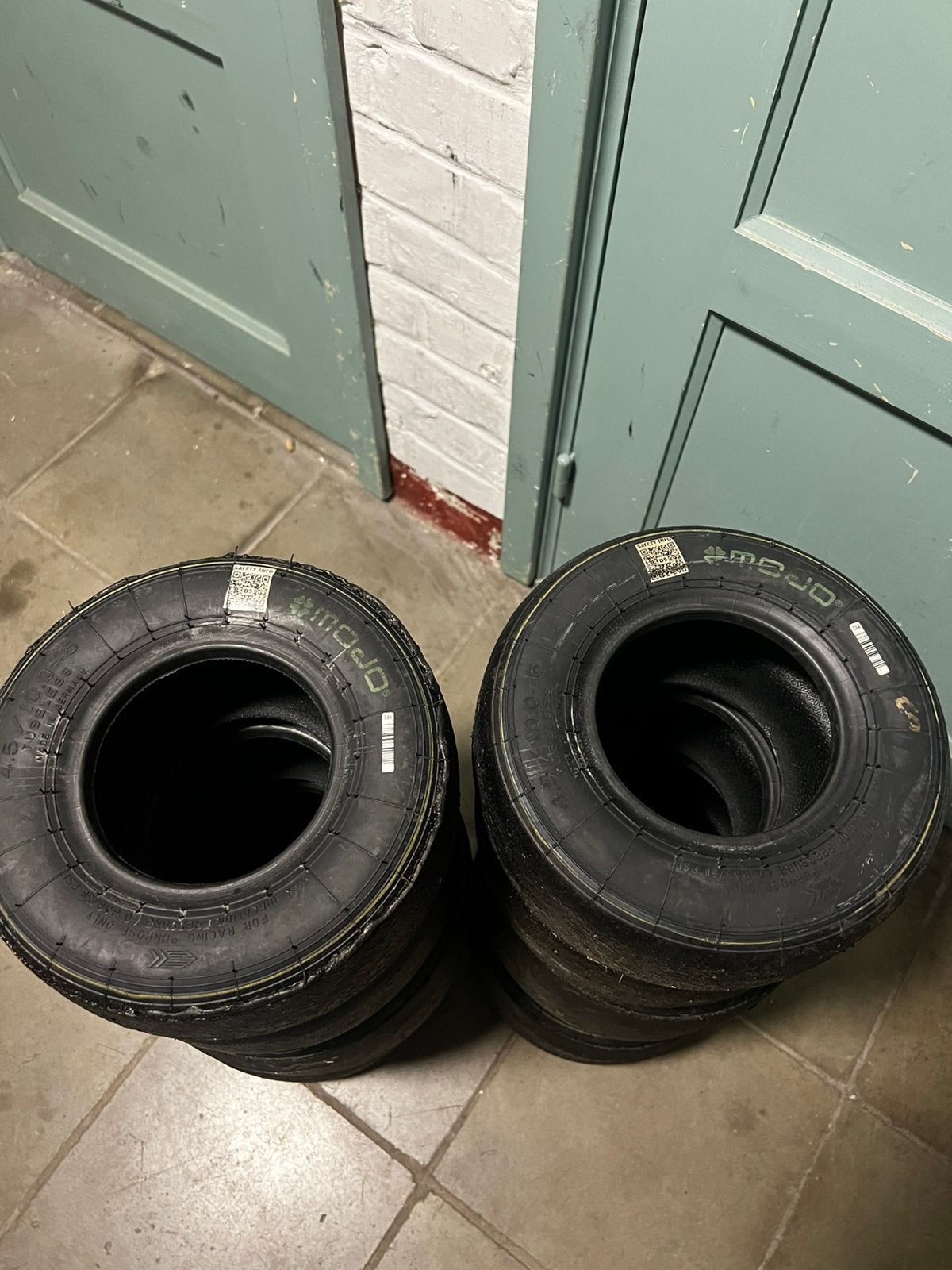 2 sets Mojo D5 slicks te koop, Sport en Fitness, Ophalen of Verzenden, Gebruikt, Onderdelen Kart