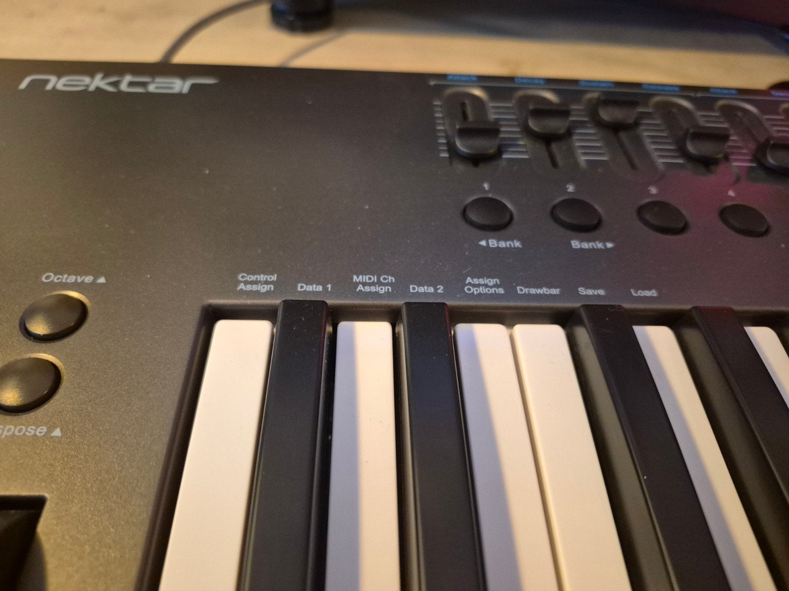 nektar impact lx61, Musique & Instruments, Équipement Midi, Enlèvement