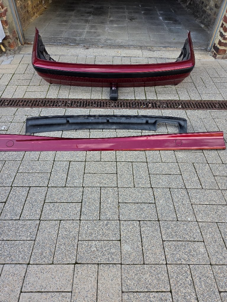 PARE-CHOCS ARRIERE BMW E36 COUPE CABRIOLET, Pare-chocs, Droite, Enlèvement, Utilisé
