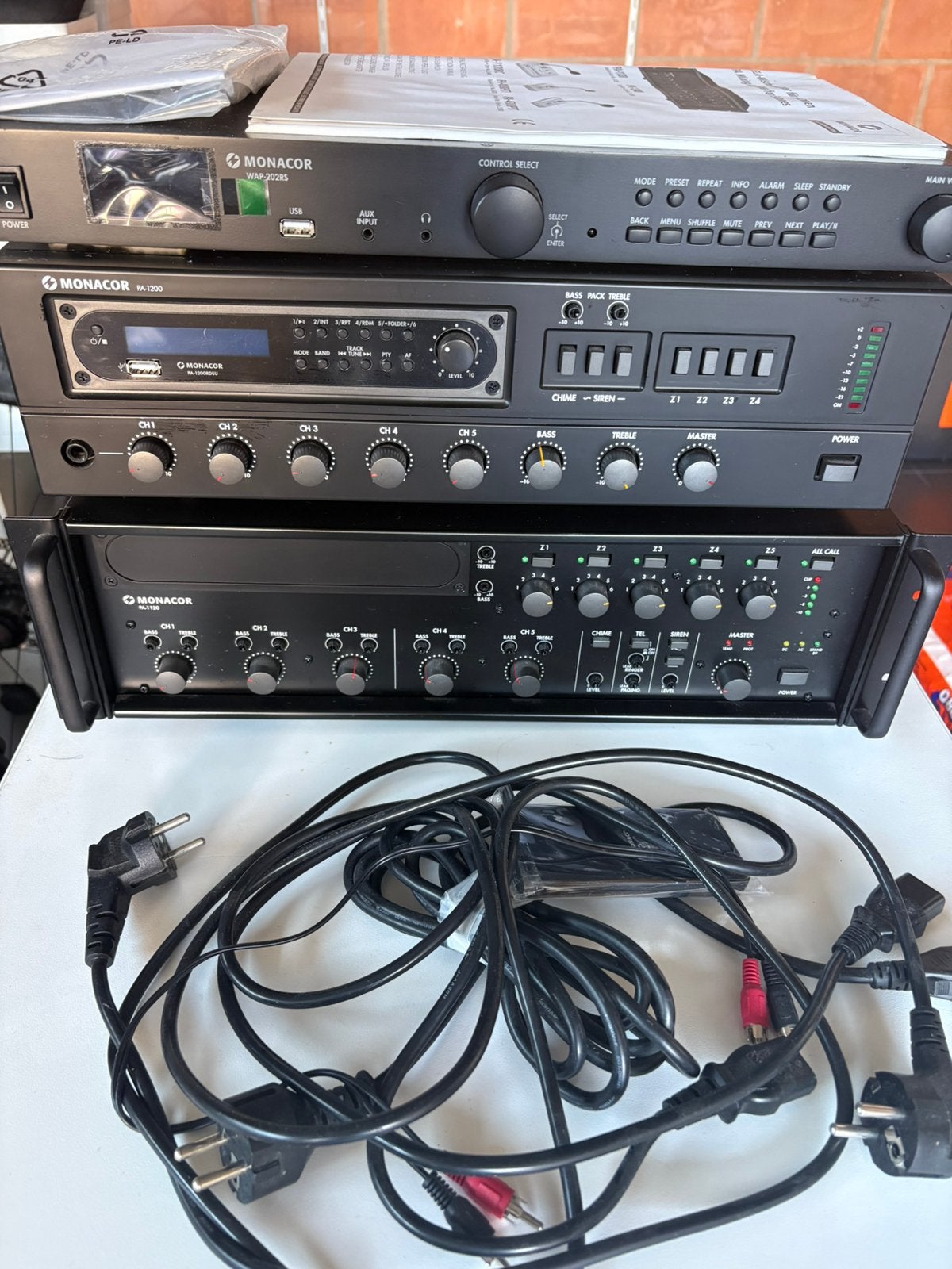 Monacor internet radio + versterker, Enlèvement, Comme neuf
