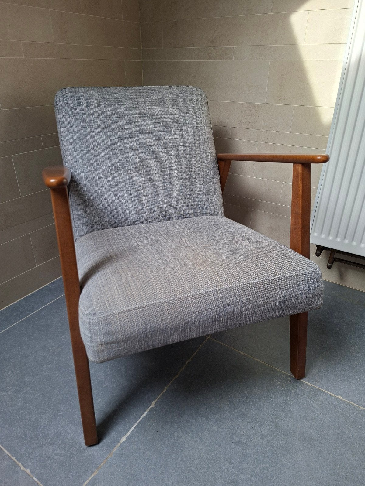 IKEA EKENÄSET fauteuil – grijs – zeer goede staat, Ophalen, 75 tot 100 cm, Zo goed als nieuw, Hout