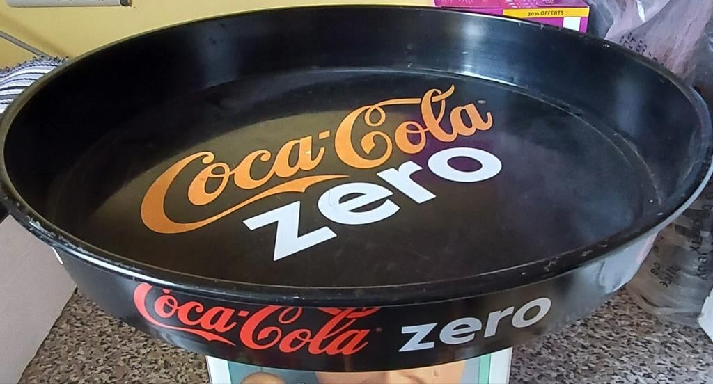 Plateau coca cola, Enlèvement ou Envoi