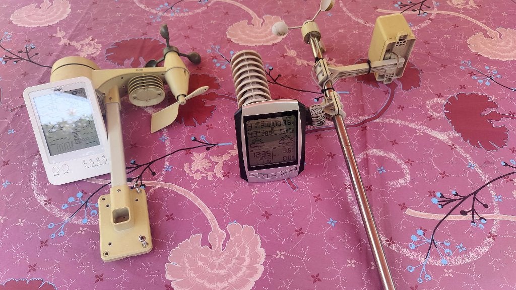2 weerstations met DCF klok, TV, Hi-fi & Vidéo, Stations météorologiques & Baromètres, Enlèvement, Ne fonctionne pas, Station météo