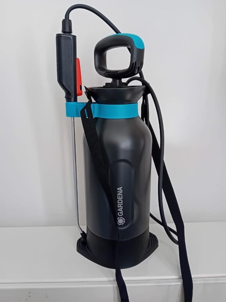 Pulvérisateur à pression GARDENA Comfort, 5 L, Jardin & Terrasse, Pesticides, Enlèvement, Neuf, Répression des mauvaises herbes