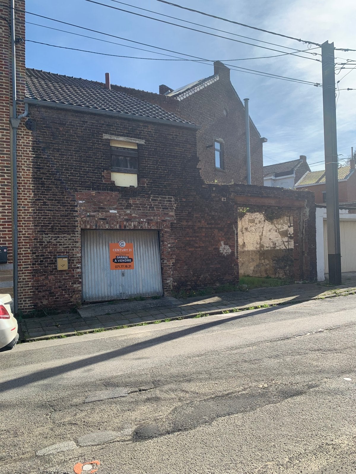2 garage à vendre Auvelais 80m2