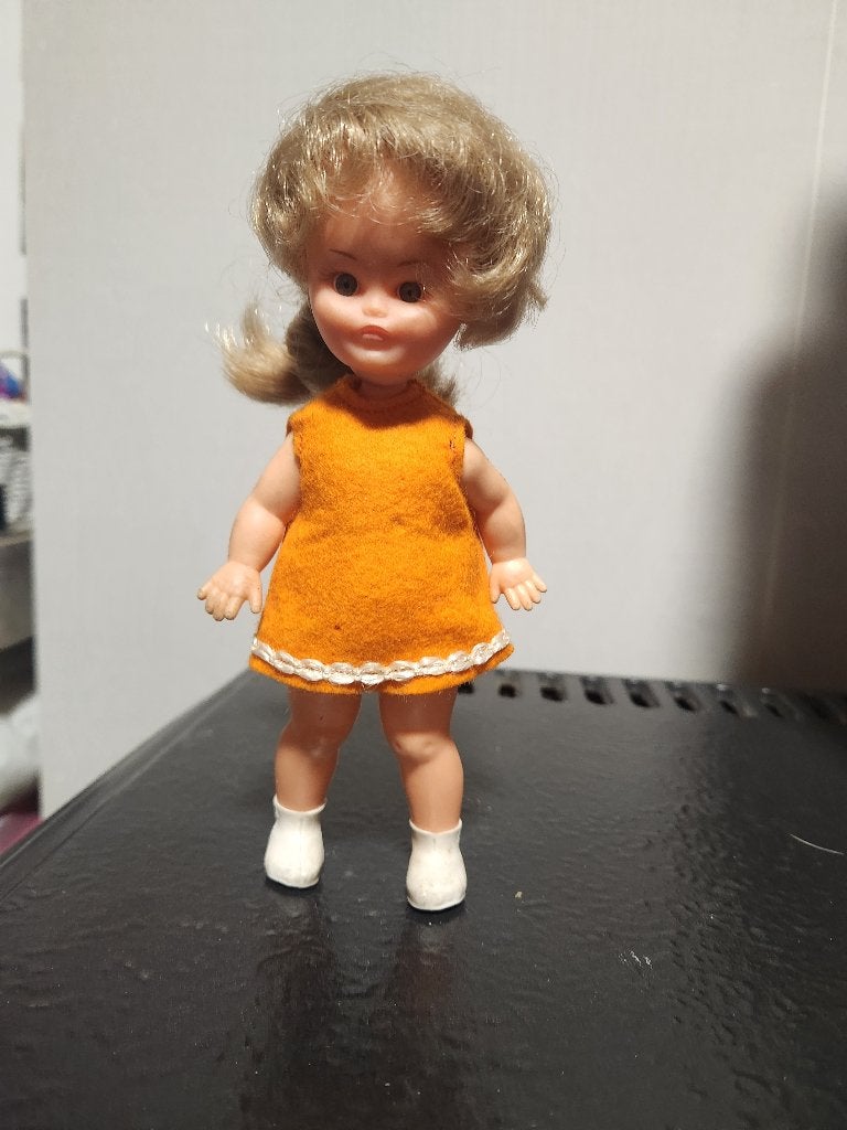 Oud zeldzaam popje bella microbe 1 met originele kledij, Verzamelen, Ophalen of Verzenden, Pop