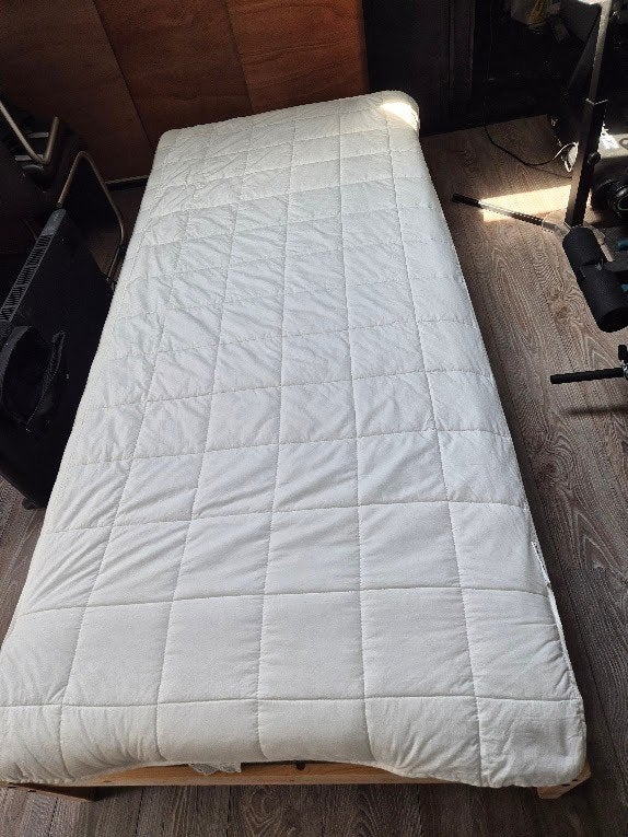 Eenpersoonsbed inclusief matras en matrasbeschermer, Maison & Meubles, Chambre à coucher | Lits, 90 cm, Enlèvement, 200 cm, Bois