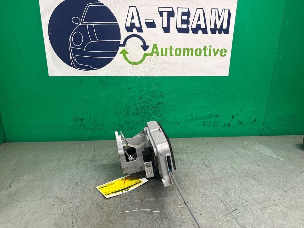 SERRURE DE PORTE RODS ARRIÈRE DROIT Bayon (|81420Q0400|), Hyundai Motor Deutschland GmbH, Kaiserleipromenade 5
63067  Offenbach am Main, DE