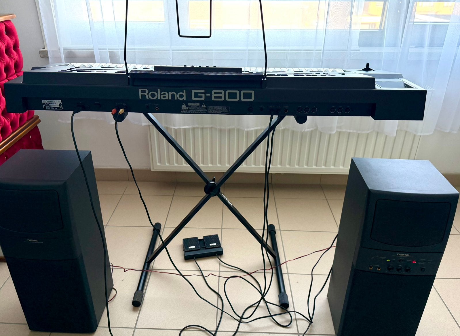 ROLAND-G-800 perfecte staat alles compleet!!, Ophalen, Zo goed als nieuw, 88 toetsen, Roland