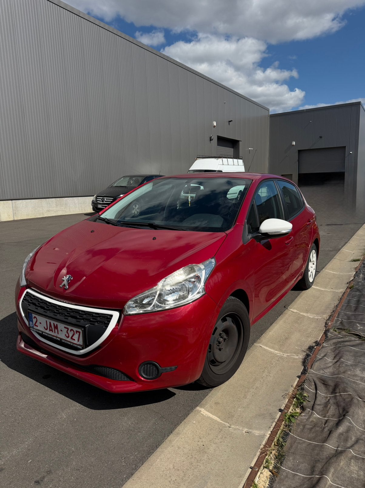 Peugeot 208 1.0 essence 2014, Achat, Boîte manuelle, 5 portes, Particulier