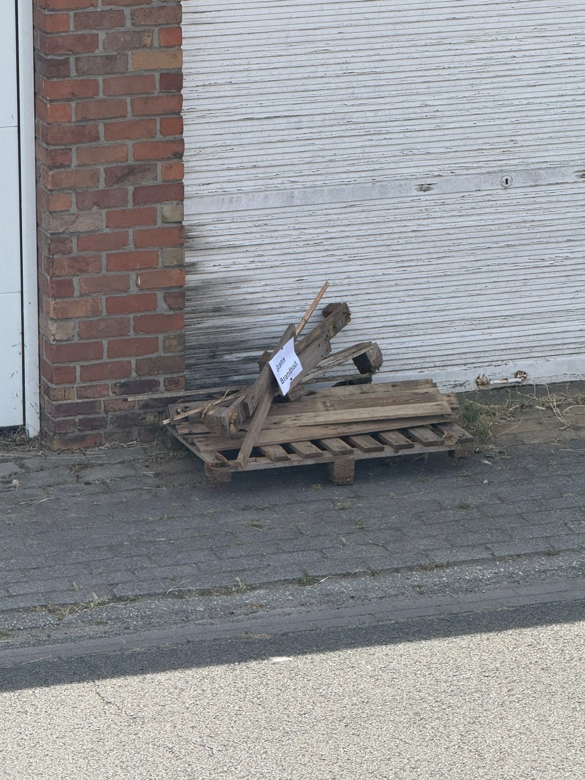 Gratis brandhout Wevelgem, Tuin en Terras, Brandhout, Ophalen