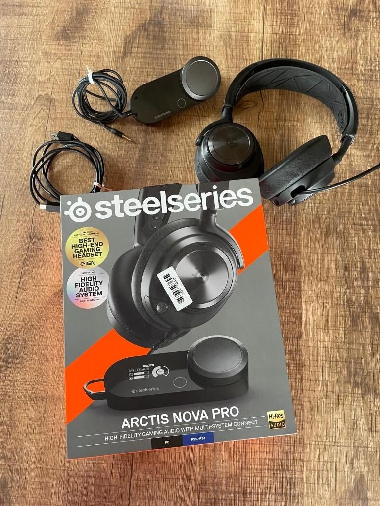 Steelseries arctis Nova Pro - Gaming headset ( bedraad), Computers en Software, Headsets, Zo goed als nieuw, Over-ear, Bedraad
