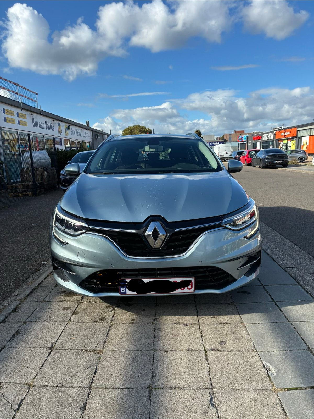 Renault Mégane 1.5 Blue dCi 116 ch (2021) - Gris Baltique, Argent ou Gris, Euro 6, Boîte manuelle, Entretenue par le concessionnaire