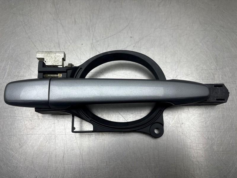 POIGNEE EXTERIEURE ARRIÈRE DROITE Outlander (GF / GG), Utilisé, Arrière, Mitsubishi