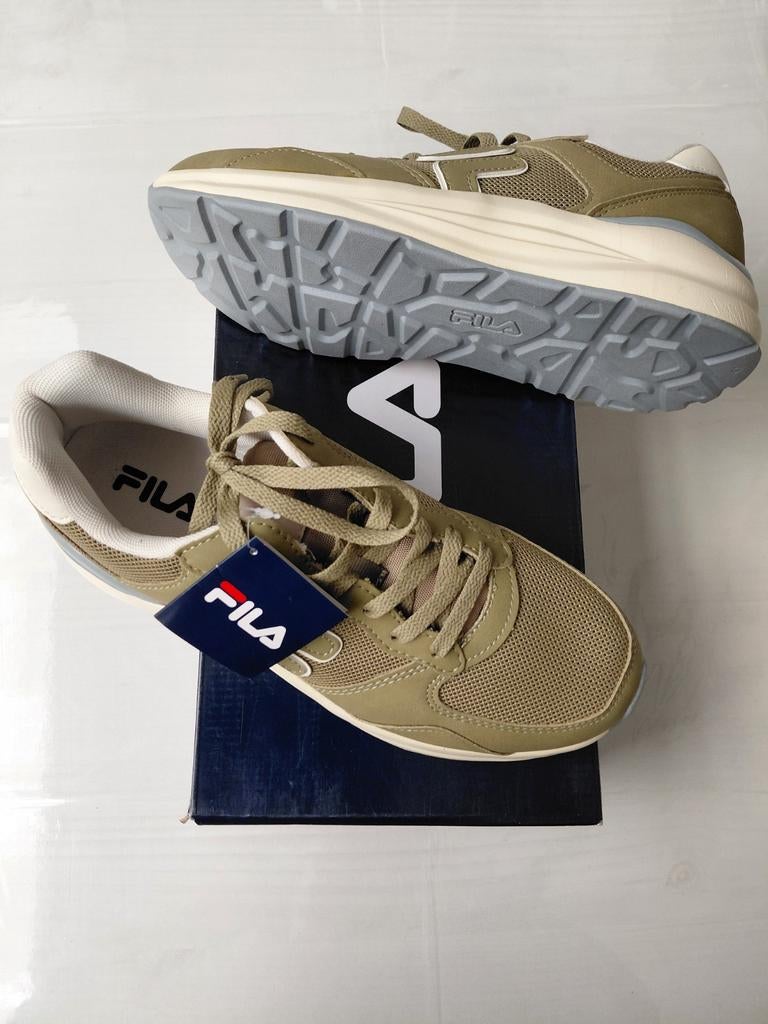 FILA sneaker UK7,5/ EUR 41, Ophalen, FILA, Nieuw, Sneakers