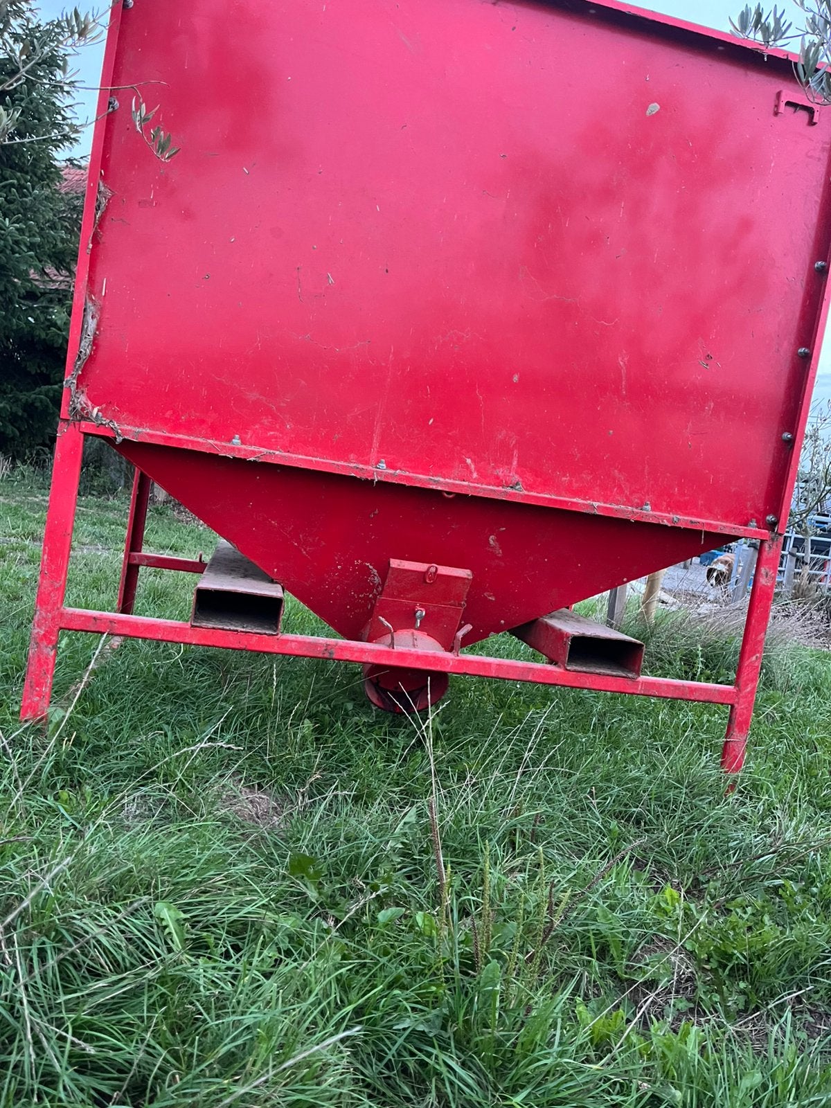 Verplaatsbare silo voor paletvorken, Zakelijke goederen, Ophalen, Veehouderij, Onbekend, Onbekend