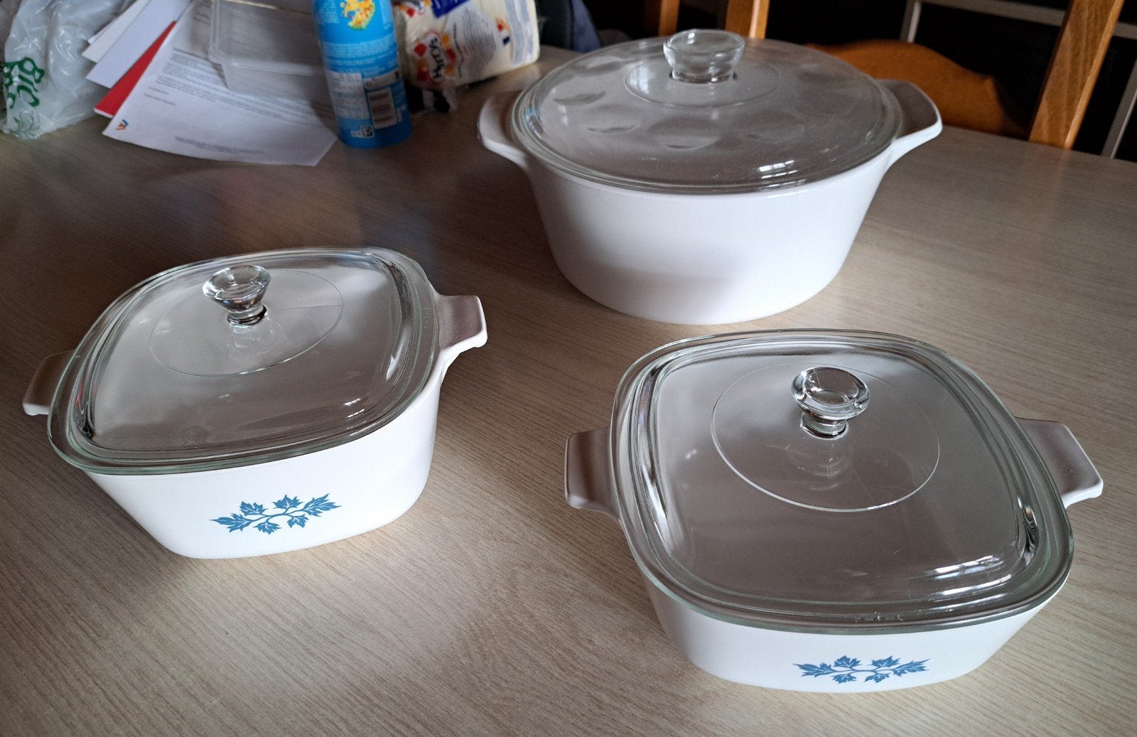 Lot de 4 plats dont 2 Pyroflam., Enlèvement