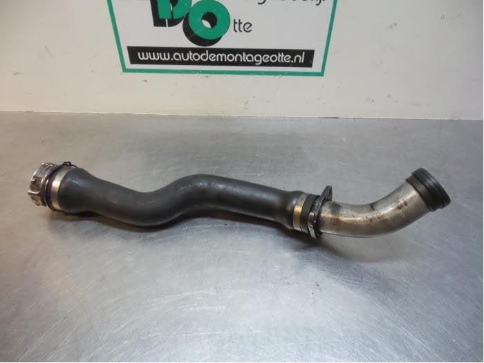 Tuyau turbo d'un BMW 7-Serie (7-Serie 02-), Autos : Pièces & Accessoires, -, 3 mois de garantie, Utilisé, -