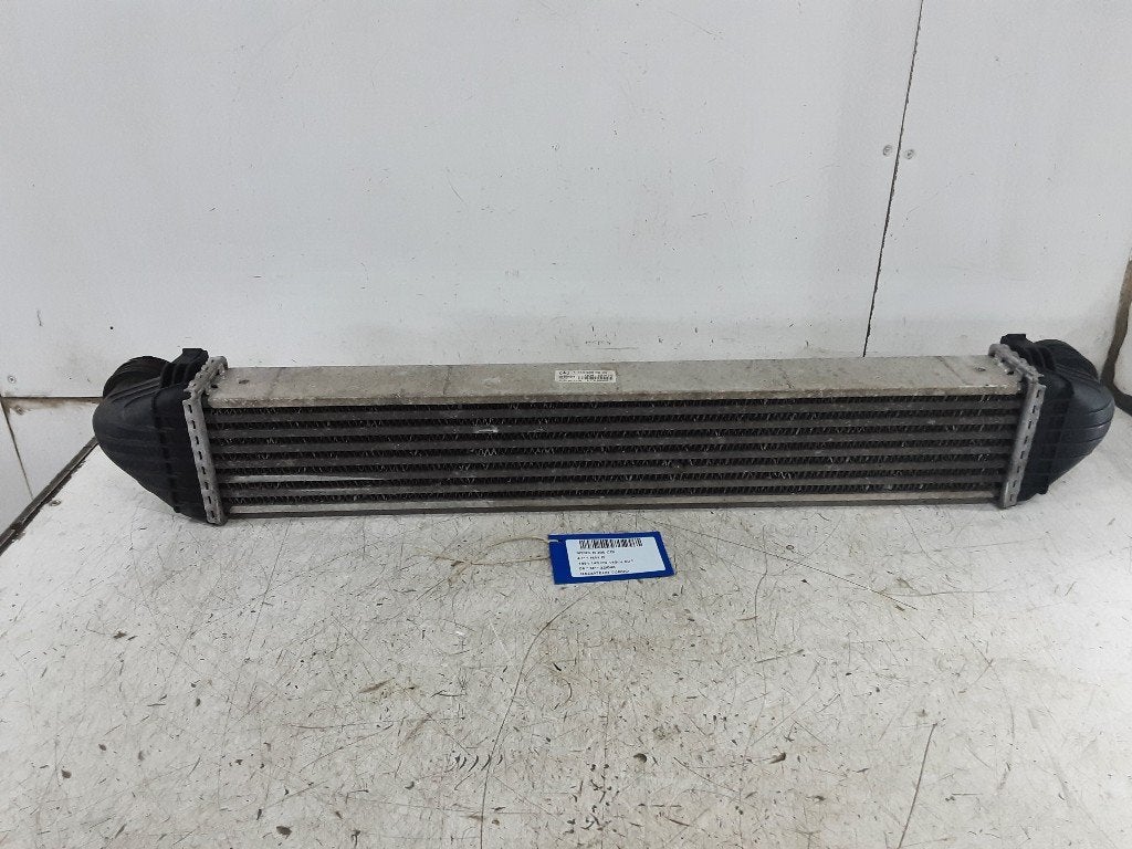 RADIATEUR INTERCOOLER Mercedes-Benz B (W245) (A1695000000), Gebruikt, Mercedes-Benz, Dialog.mb@mercedes-benz.com, Mercedes-Benz AG