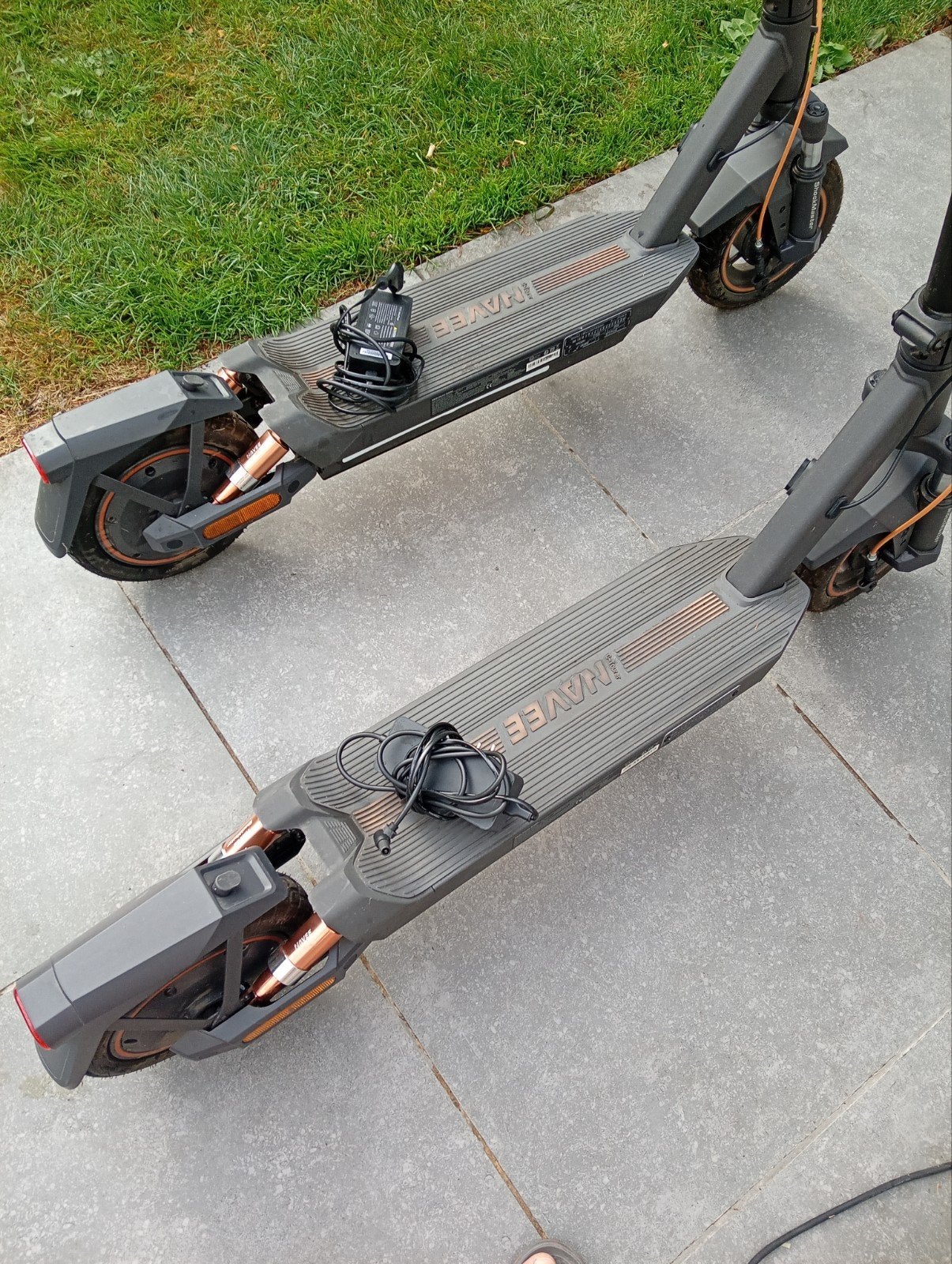 trottinette électrique n'avee GT3 pro couleur gris foncé, Vélos & Vélomoteurs, Trottinettes, Enlèvement, Neuf, Step électrique (E-scooter)