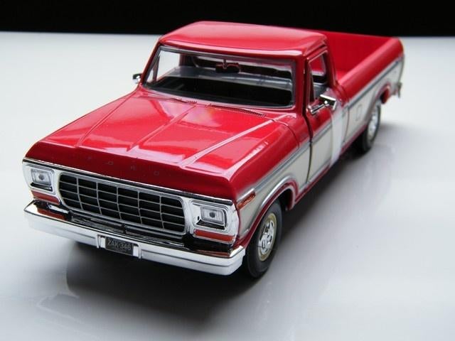 Nieuw Modelauto in doos! Ford F150 Pickup – Motormax 1:24, Verzenden, Nieuw, Auto, Motormax