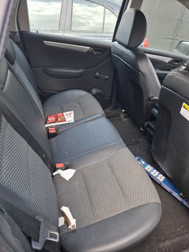 Mercedes benz b200 cdi 2009, Auto's, 1800 kg, 4 cilinders, Leder en Stof, Zwart