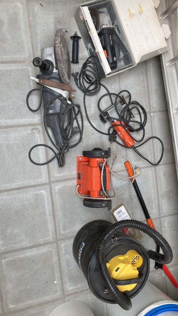 Klein gereedschap, Ophalen, Gebruikt