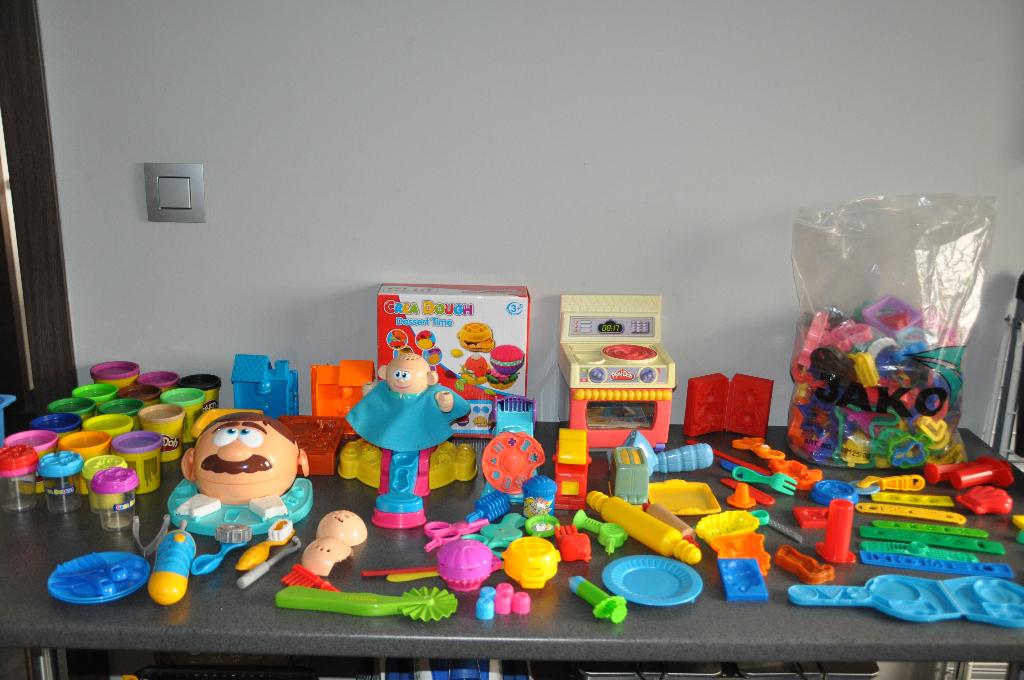 Groot pakket playdoh speelgoed, Kinderen en Baby's, Speelgoed | Educatief en Creatief, Ophalen