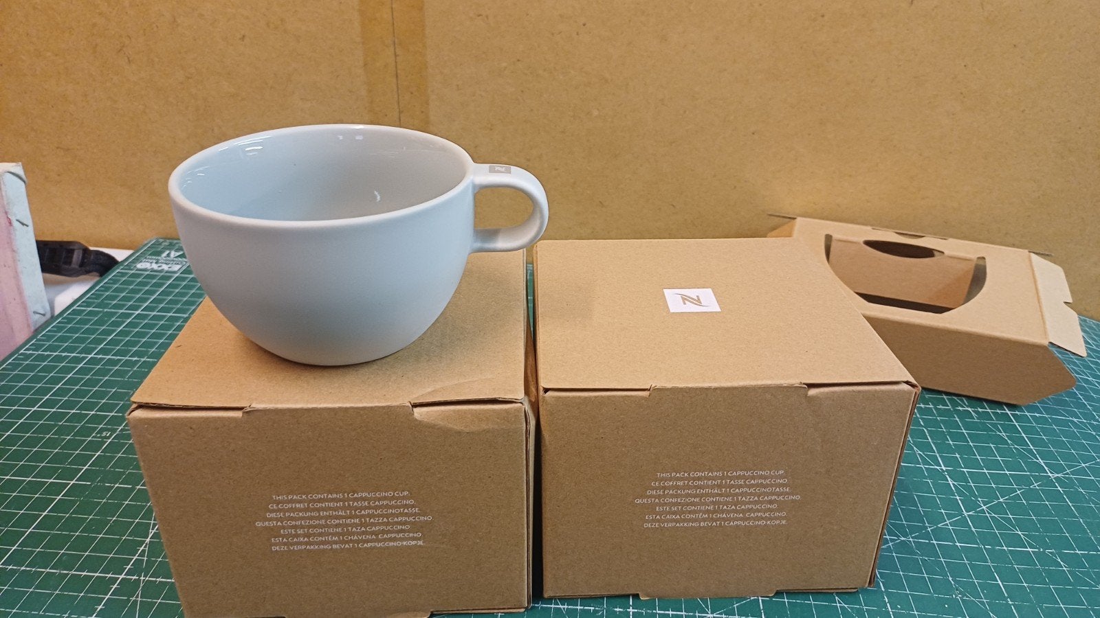 2 nieuwe  Nespresso cappuccino tassen, Ophalen of Verzenden, Nieuw, Keramiek