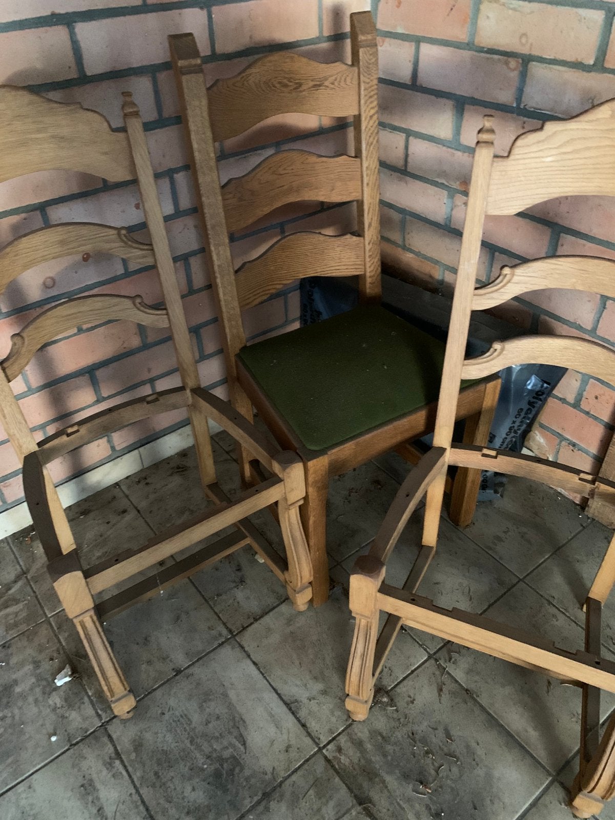 Stoelen GRATIS. 3 stuks, Ophalen, Zo goed als nieuw