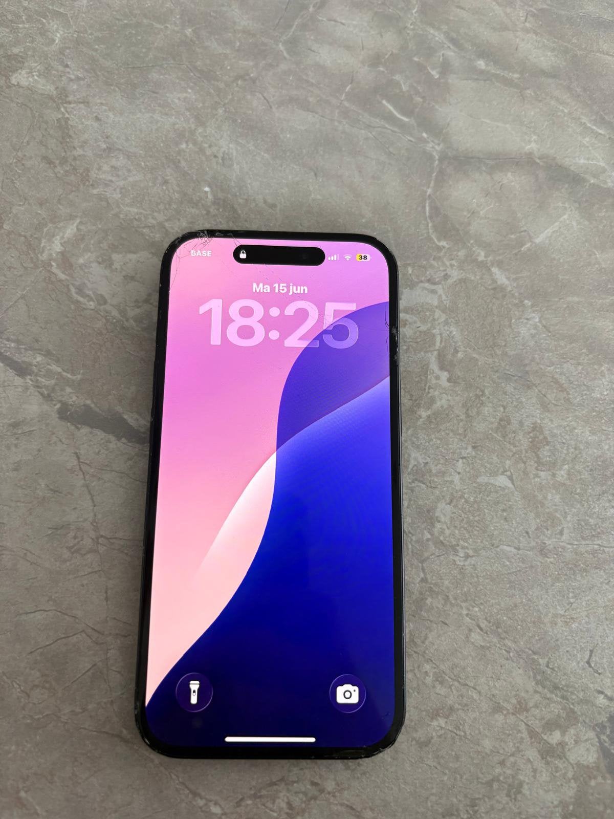 Iphone 15 à vendre, Télécoms, Avec simlock (verrouillage SIM), 128 GB, IPhone 15, Enlèvement ou Envoi