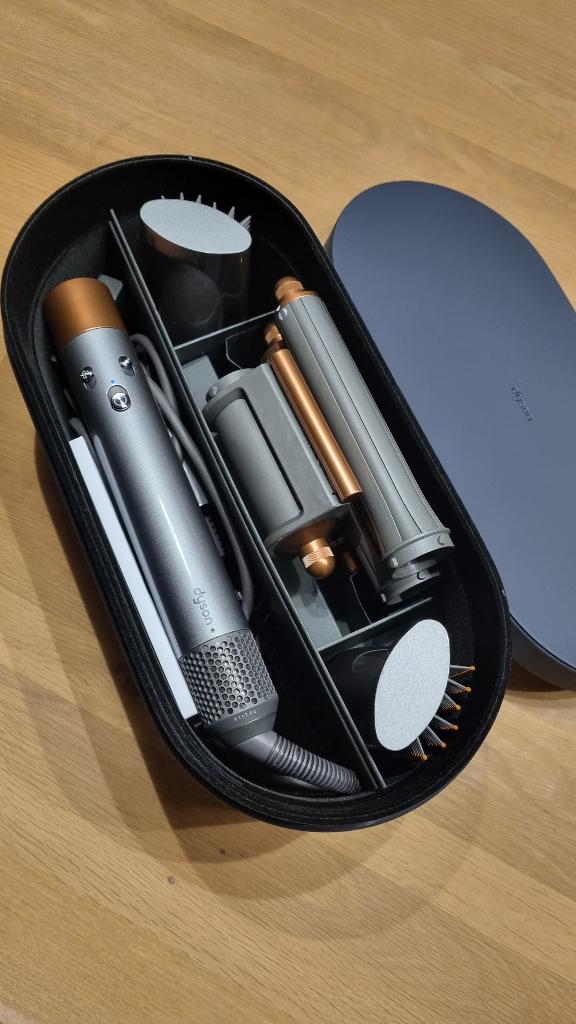 Dyson airwrap, Enlèvement, Comme neuf