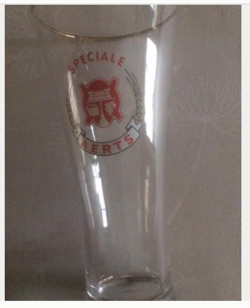 5 bierglazen Aerts, Ophalen of Verzenden, Zo goed als nieuw, Glas of Glazen