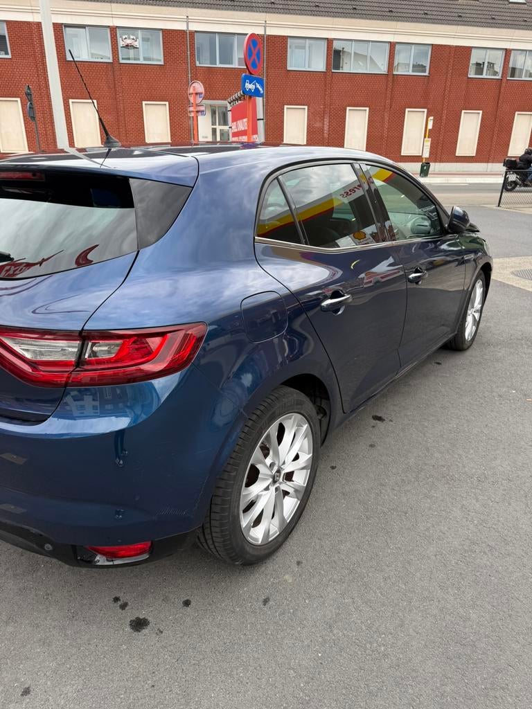 Renault Megane IV te koop, Auto's, Renault, Particulier, Mégane, Benzine, Euro 6, Berline, 5 deurs, Handgeschakeld, Blauw, Zwart