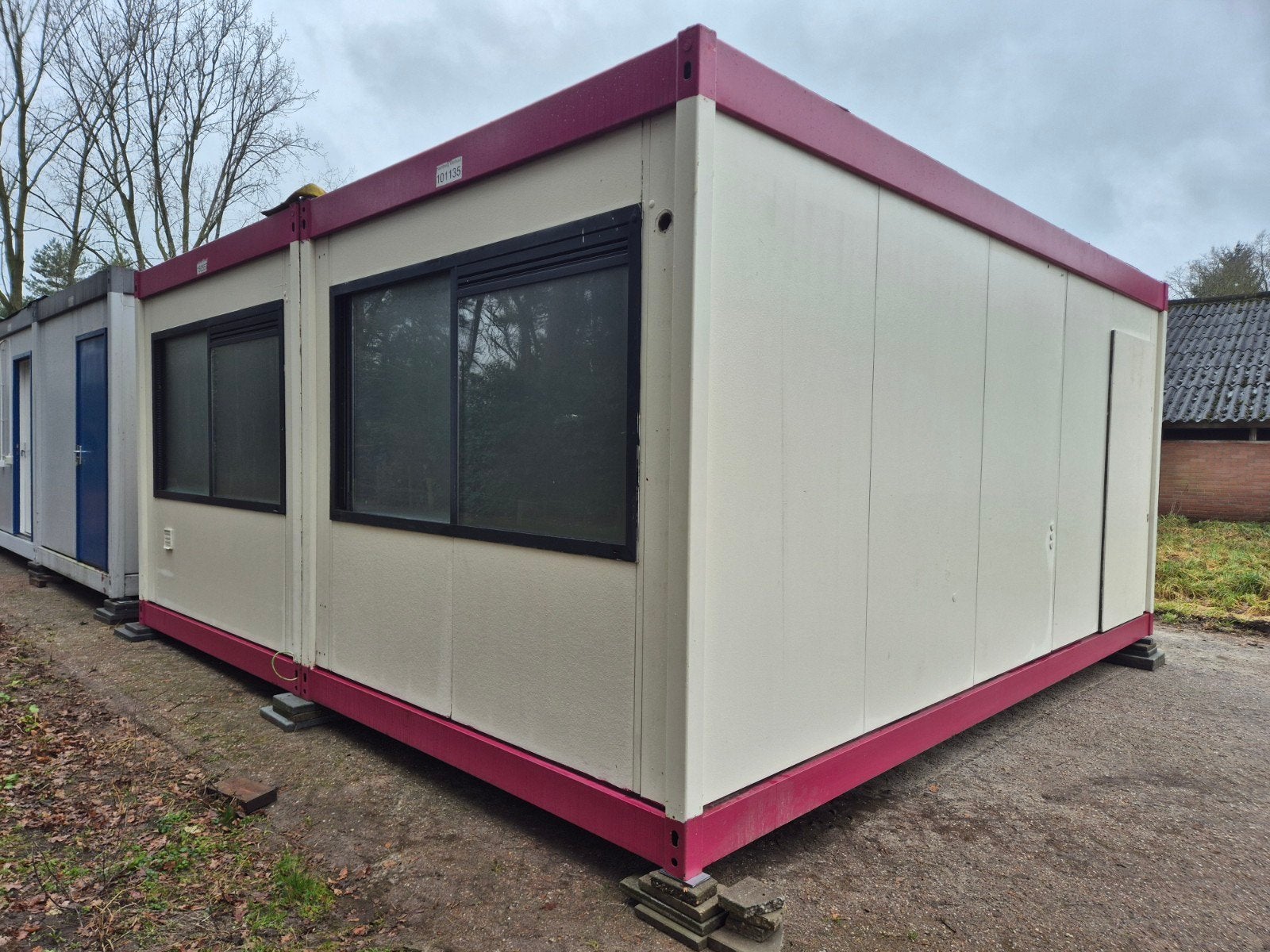 Kantoorunit 6x6 bouwkeet woonunit container unit werfkeet, Articles professionnels, Machines & Construction | Abris de chantier & Conteneurs