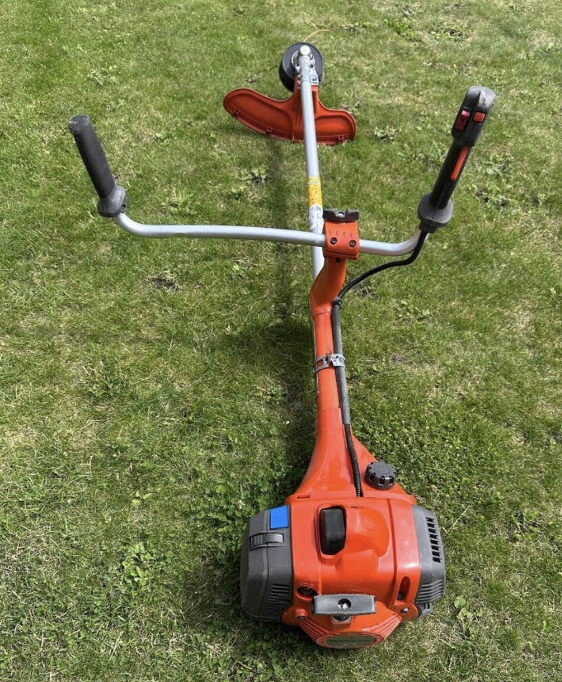 Professione Husqvarna Bosmaaier te koop., Ophalen, Zo goed als nieuw