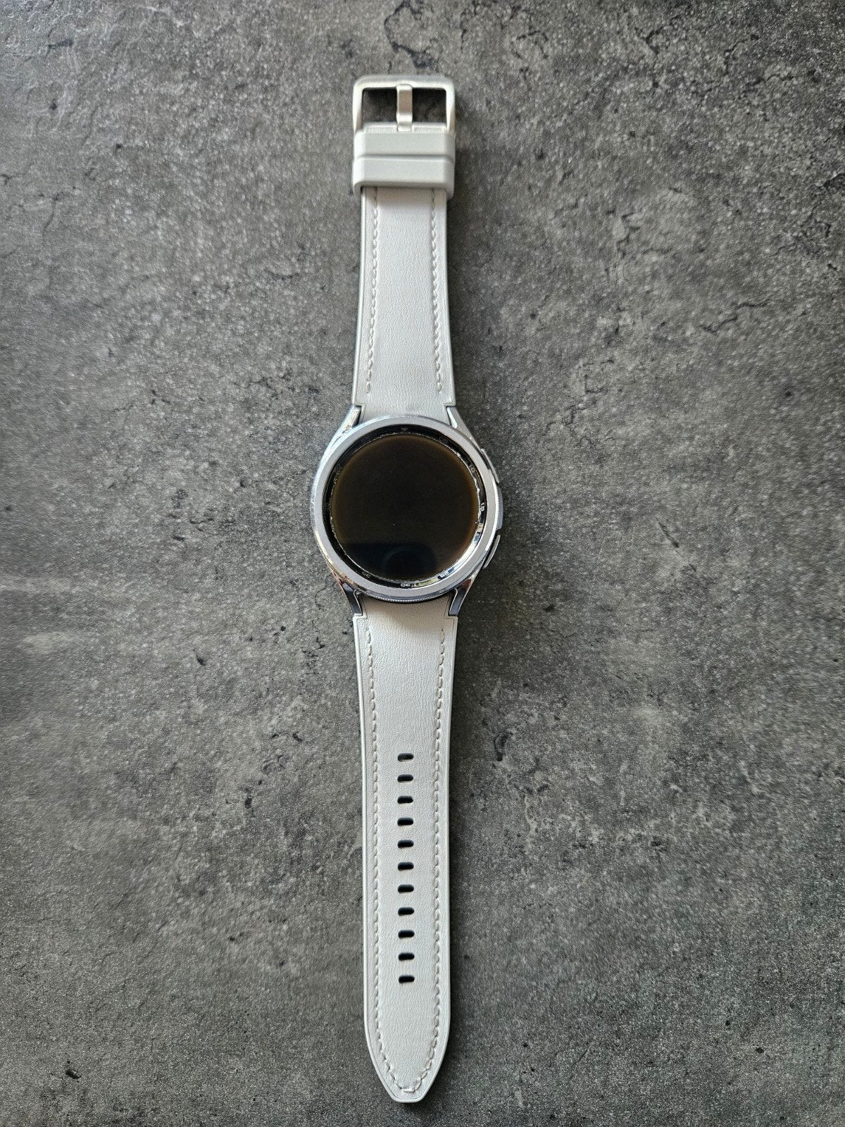 Samsung Galaxy Watch 6 Classic, Étanche, Gris, Enlèvement ou Envoi, Samsung galaxy watch