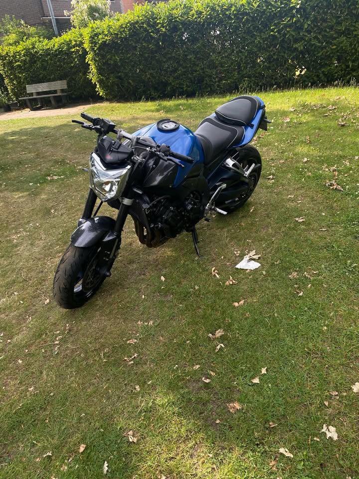 Yamaha fz 1 voor opmaak of onderdelen, Motos, Permis Moto A, Occasion, Plus de 35 kW, Échappement sport