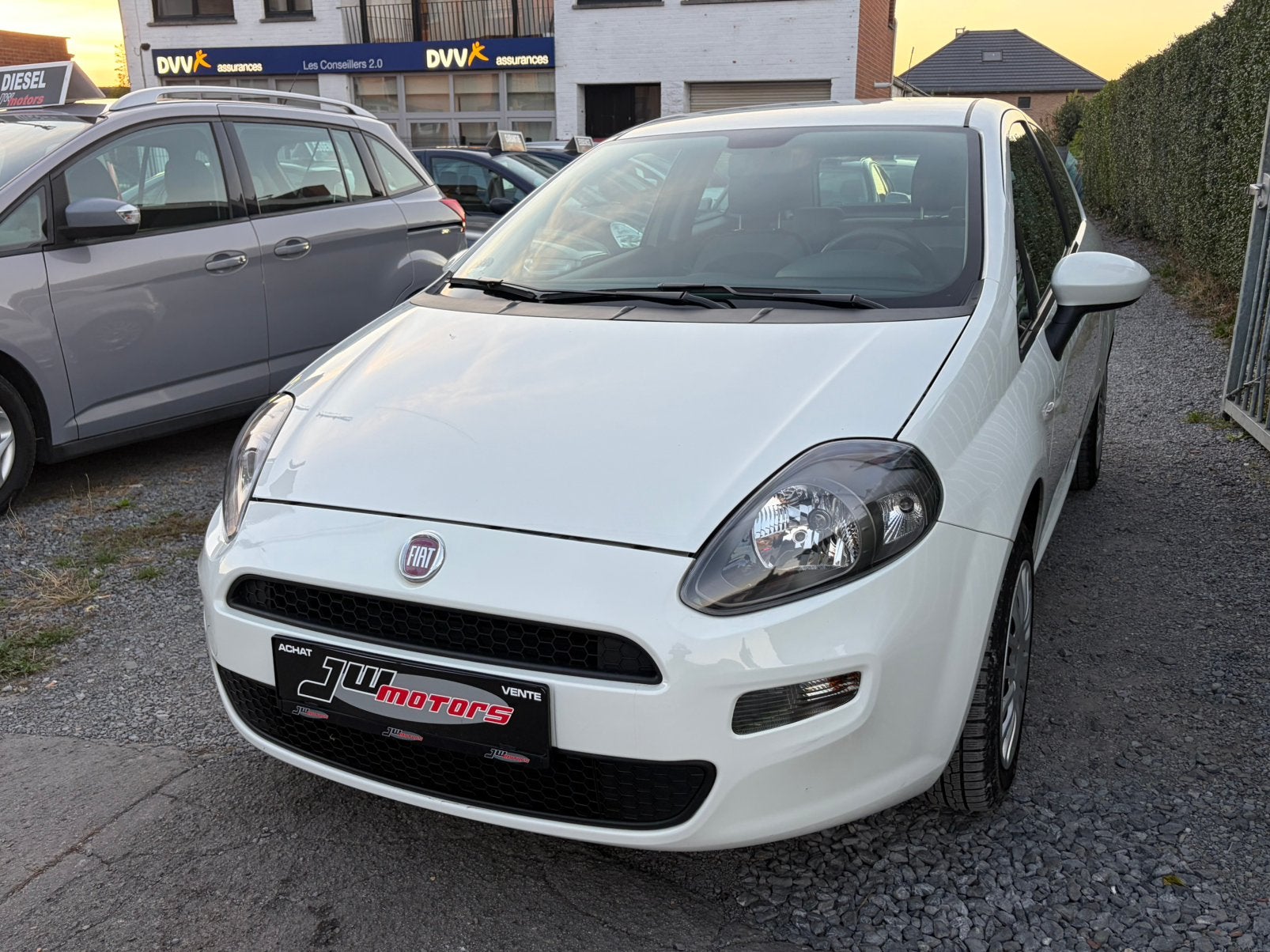 FIAT PUNTO 1.2i More **Airco** A Saisir -- Garantie 12 Mois, Autos, 1242 cm³, Euro 5, Achat, Entreprise