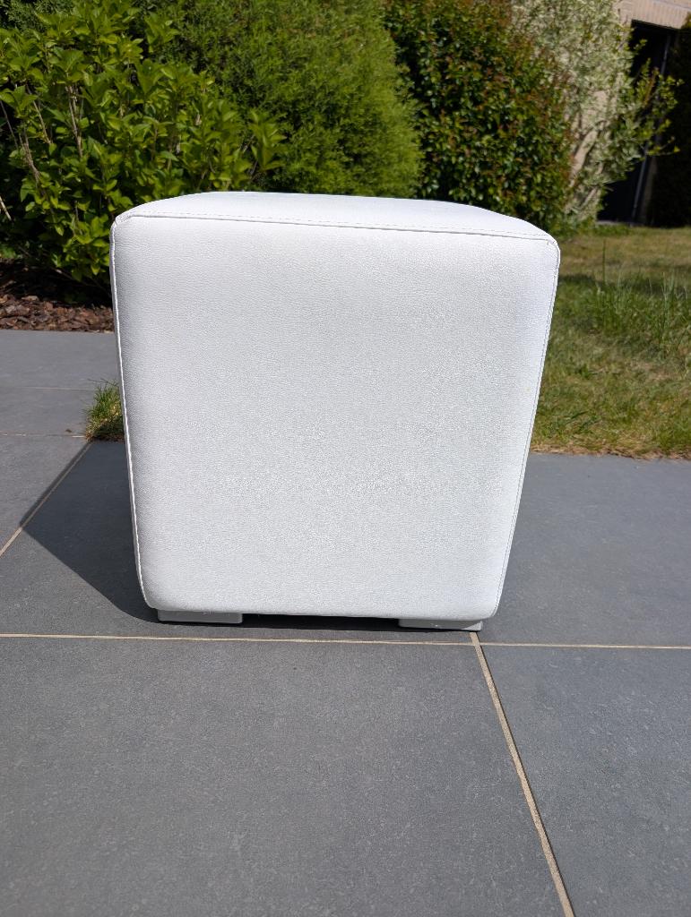 witte poef voor buiten, Tuin en Terras, Ophalen, Zo goed als nieuw
