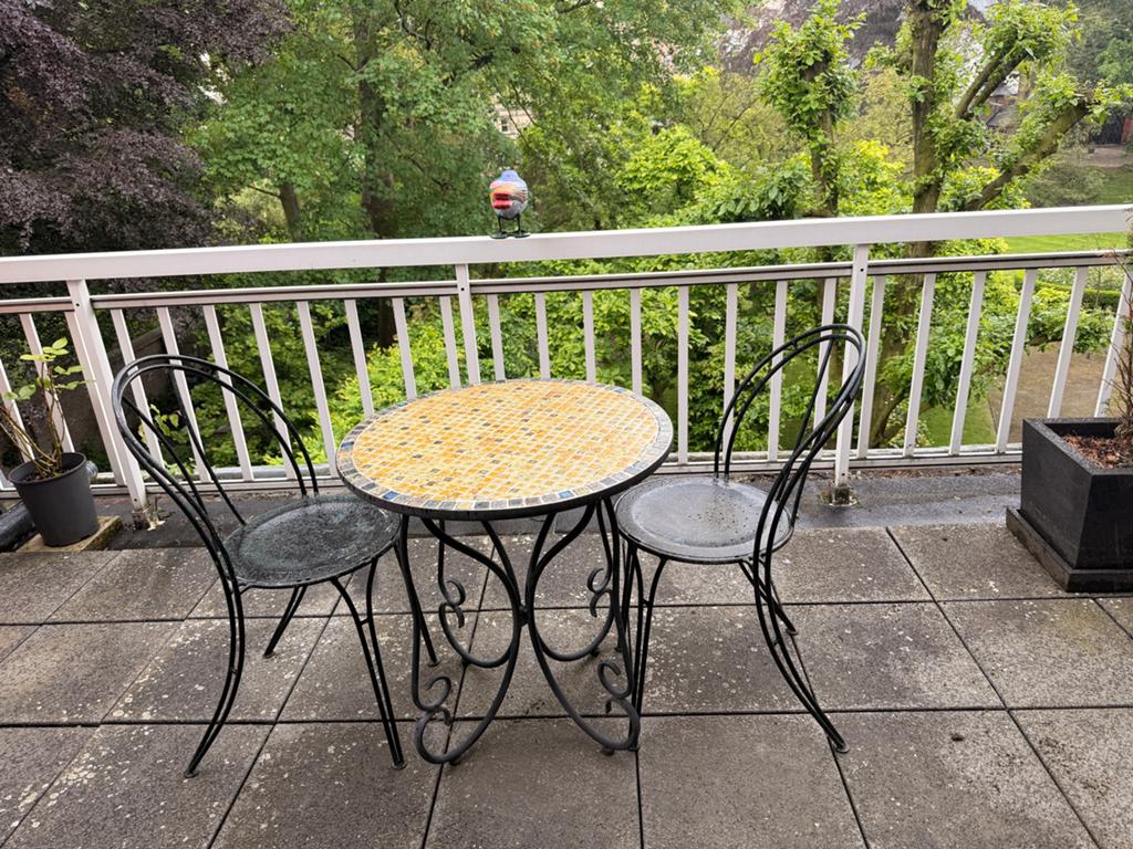 TERRAS SET: TAFEL & STOELEN, Ophalen, Gebruikt, Loungeset, Eettafel